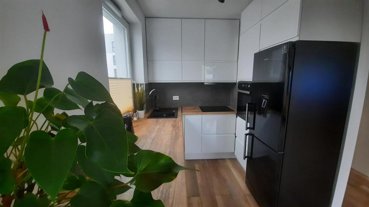 Apartament M&R Dwie Sypialnie Garaz Gdynia Buitenkant foto