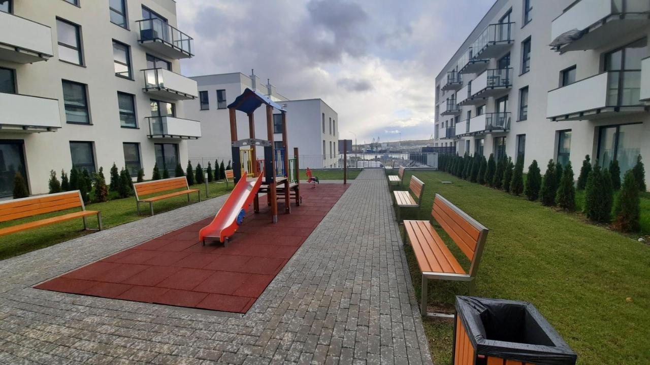 Apartament M&R Dwie Sypialnie Garaz Gdynia Buitenkant foto